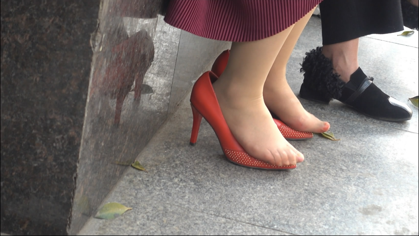 streetsnapnylon[00 01 06][20181208 224806 0]